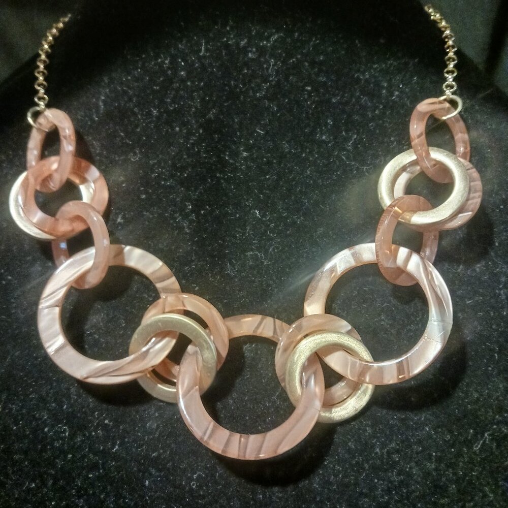 5 Piece gold tone jewelry set